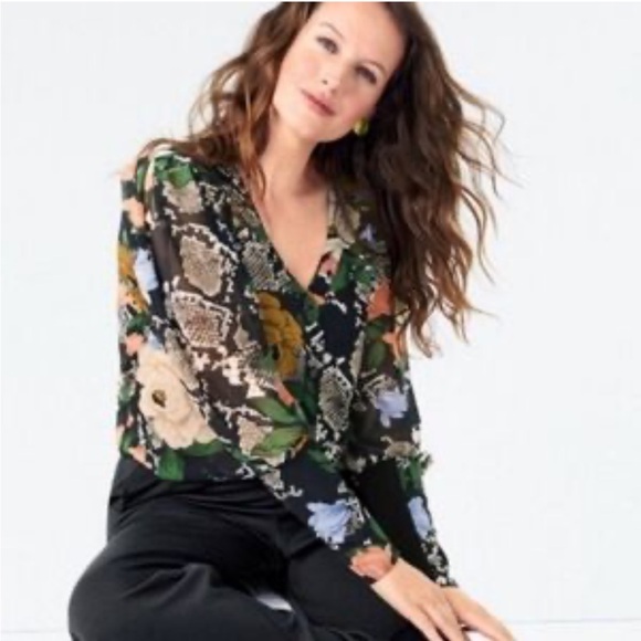 CAbi Snake Charmer Floral Button Down Blouse size S - Picture 5 of 11